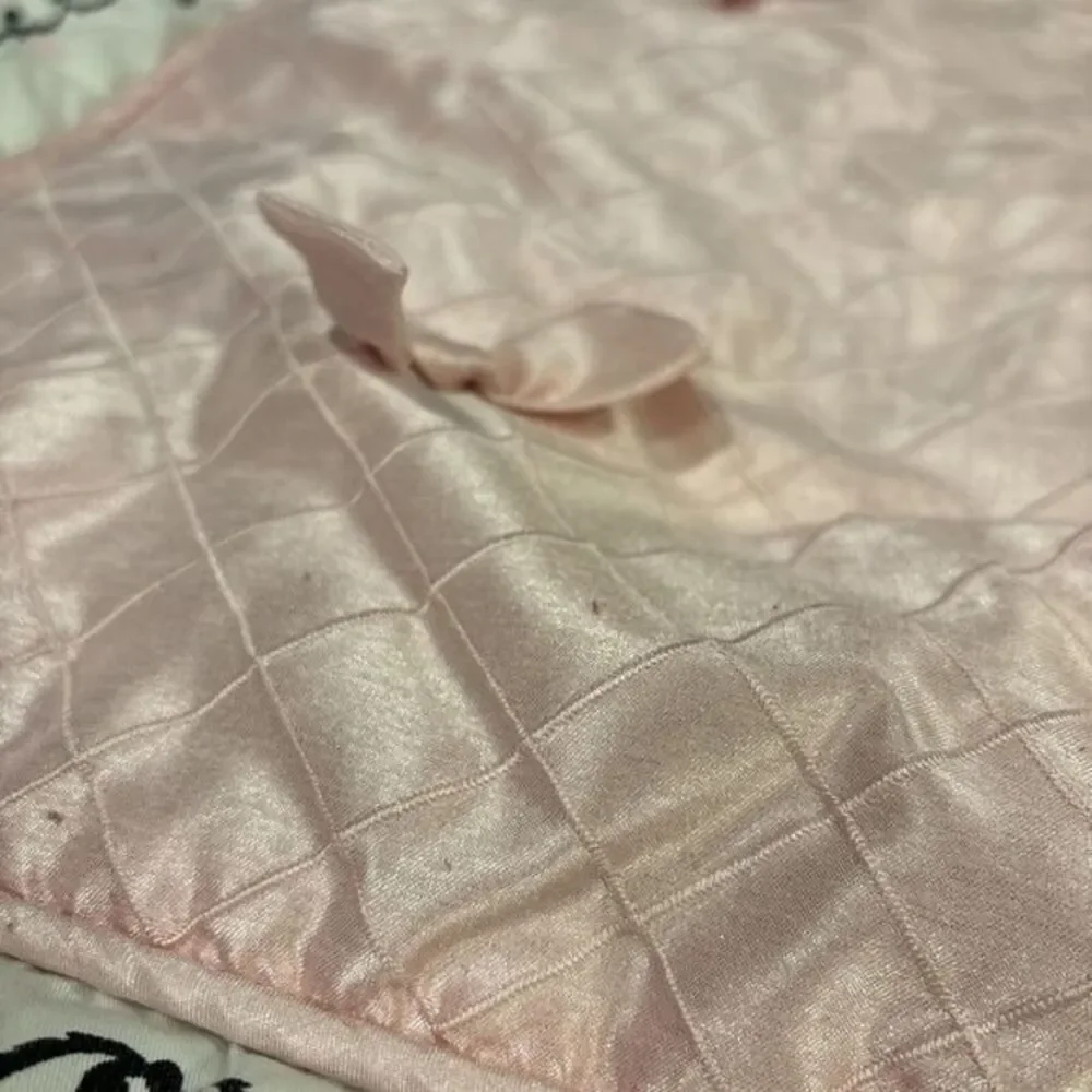 LAMBS & IVY Baby  Crib Blanket/Quilt ‎ Pink Black White Satin, Puffy, Reversible